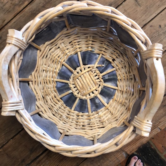 Handled Basket 13" x 6" - Picture 5 of 7